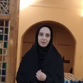 زینب زحمتکش