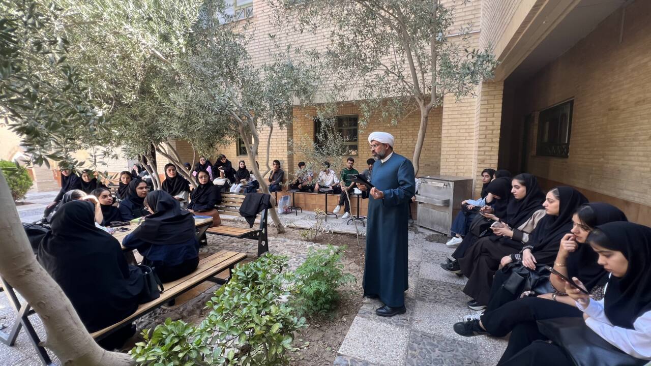 نشست گفتگو محور روز مولانا مرگ نقاب (۴)